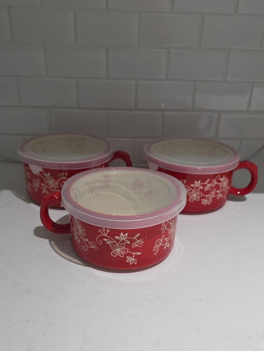 Temptations by Tara Floral Lace Cranberry Red 20oz Meal Mugs with Lids Set of 3